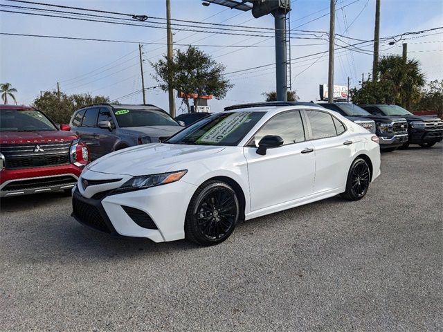 2020 Toyota Camry SE Nightshade