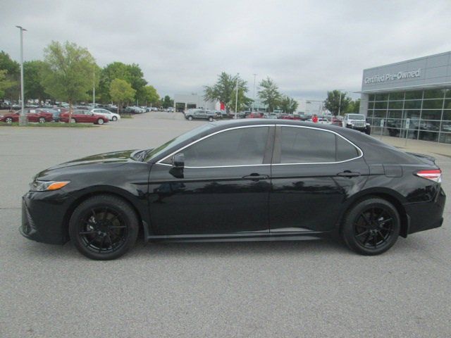 2020 Toyota Camry SE Nightshade