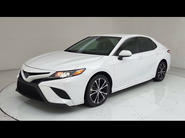 2020 Toyota Camry SE Nightshade