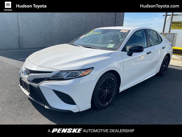 2020 Toyota Camry SE Nightshade