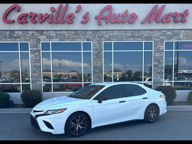 2020 Toyota Camry SE Nightshade