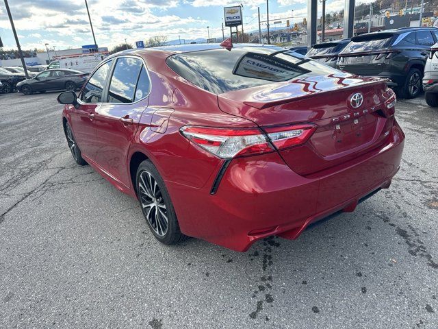 2020 Toyota Camry SE Nightshade