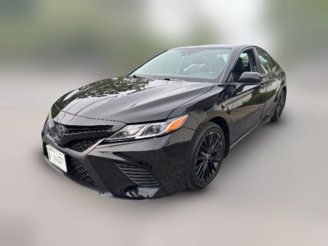 2020 Toyota Camry SE Nightshade