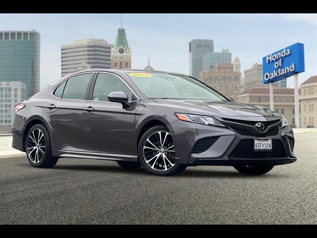 2020 Toyota Camry SE Nightshade