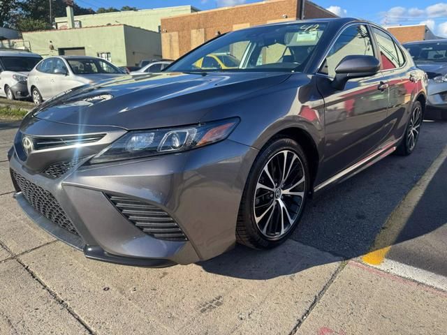 2020 Toyota Camry SE Nightshade