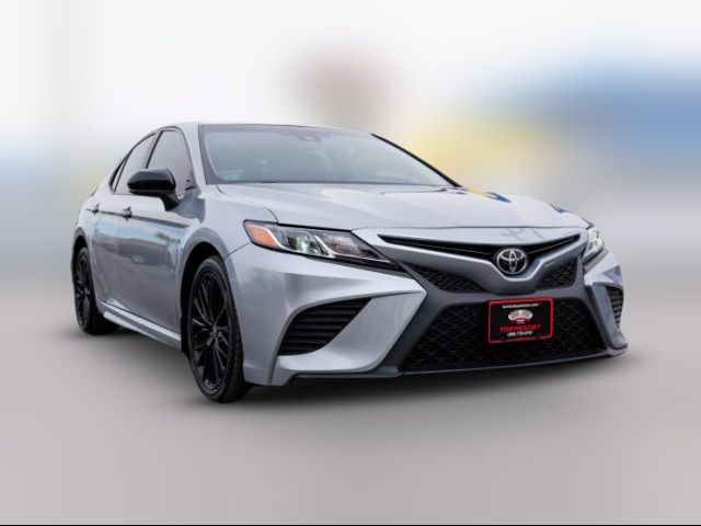 2020 Toyota Camry SE Nightshade