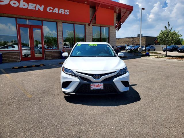 2020 Toyota Camry SE