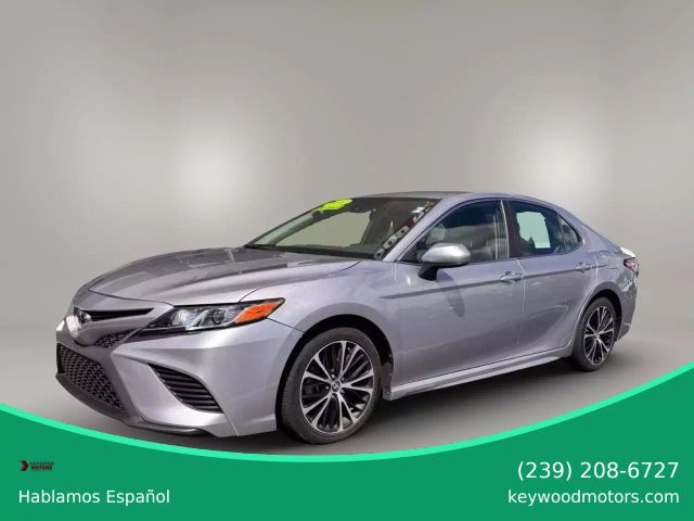 2020 Toyota Camry SE