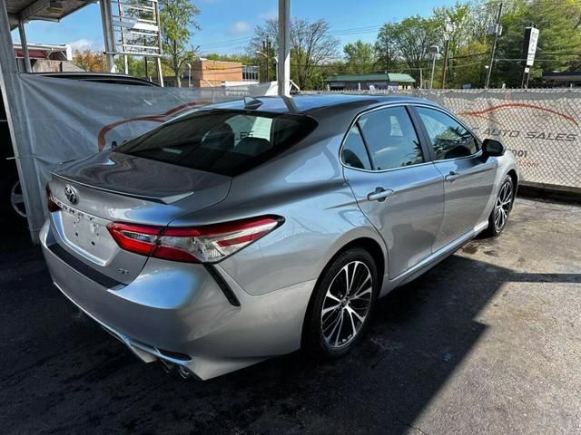 2020 Toyota Camry SE Nightshade