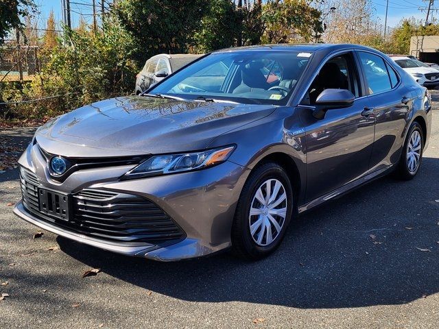 2020 Toyota Camry Hybrid LE