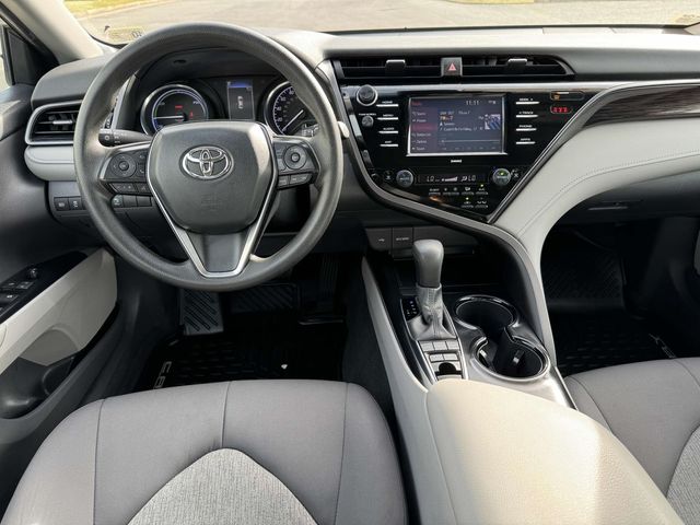 2020 Toyota Camry Hybrid LE