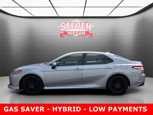 2020 Toyota Camry Hybrid LE