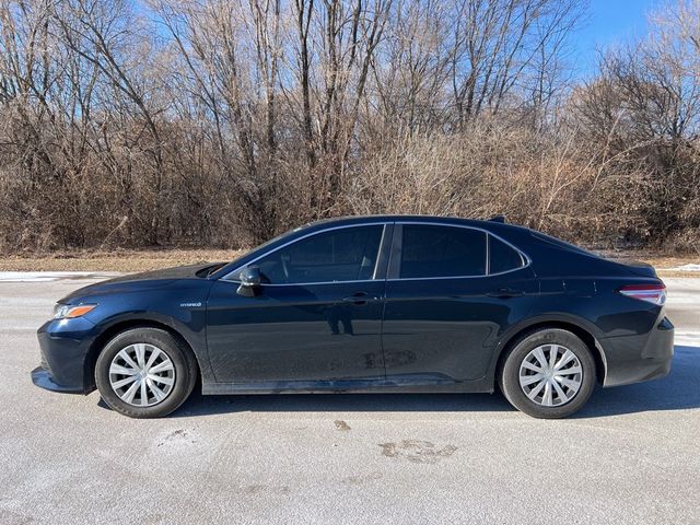 2020 Toyota Camry Hybrid LE