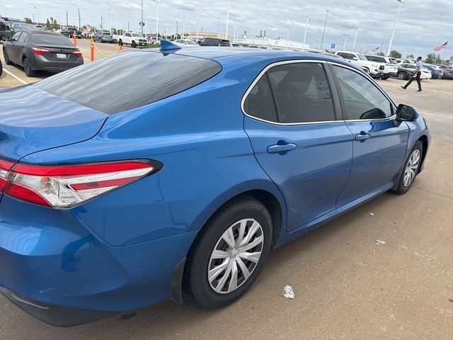 2020 Toyota Camry Hybrid LE