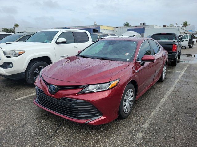 2020 Toyota Camry Hybrid LE