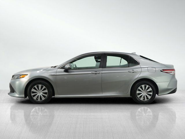 2020 Toyota Camry Hybrid LE