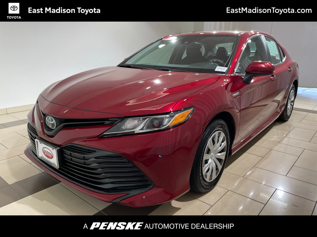 2020 Toyota Camry Hybrid LE