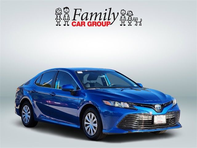 2020 Toyota Camry Hybrid LE