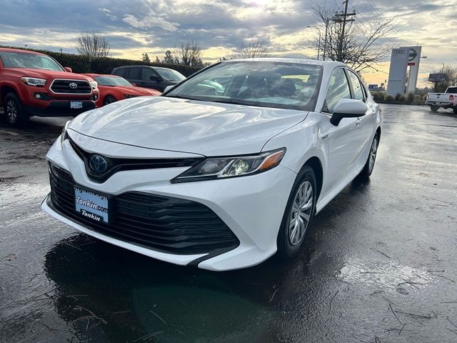 2020 Toyota Camry Hybrid LE