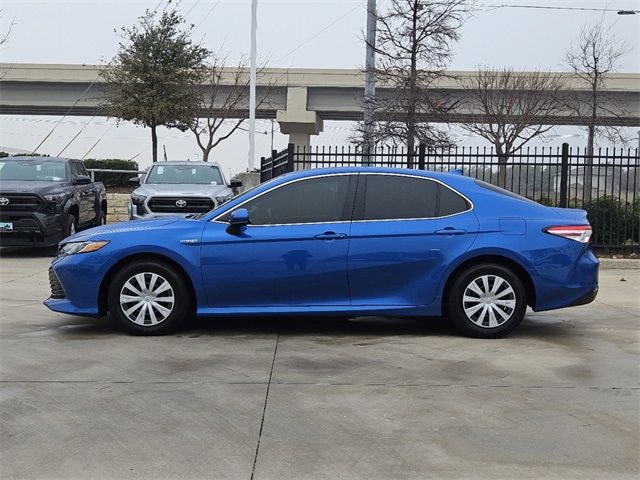 2020 Toyota Camry Hybrid LE