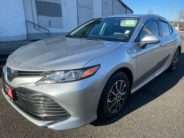 2020 Toyota Camry Hybrid LE