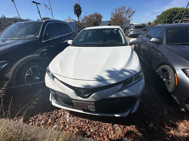 2020 Toyota Camry Hybrid LE