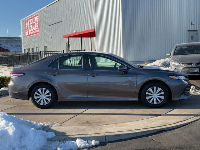 2020 Toyota Camry Hybrid LE