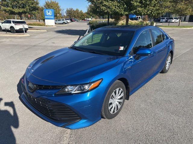 2020 Toyota Camry Hybrid LE