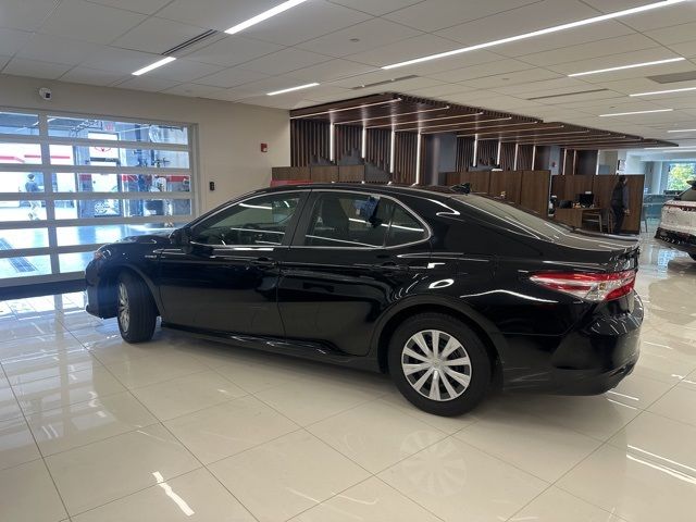 2020 Toyota Camry Hybrid LE