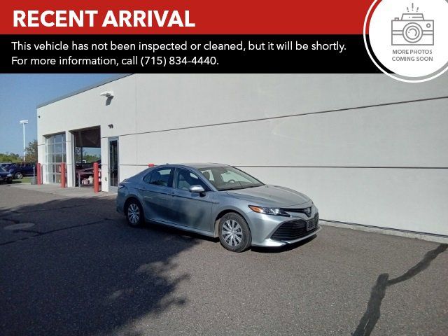 2020 Toyota Camry Hybrid LE