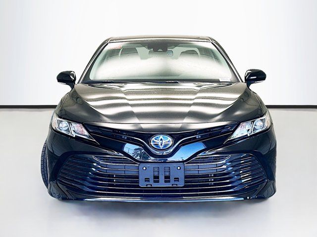 2020 Toyota Camry Hybrid LE