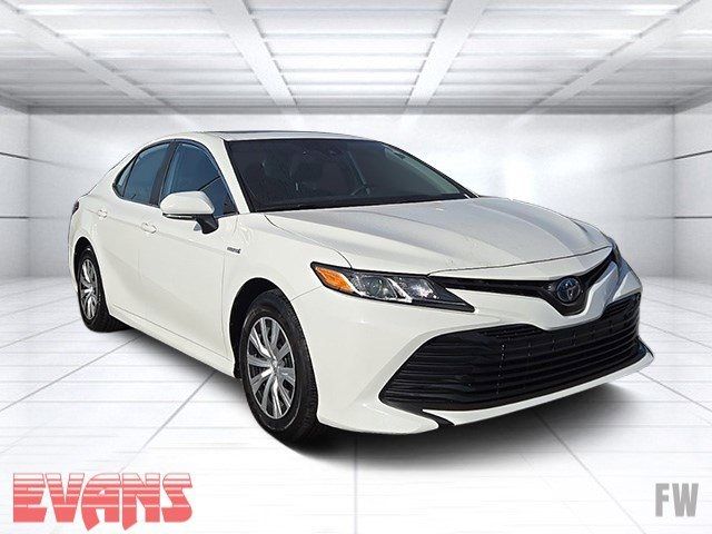 2020 Toyota Camry Hybrid LE