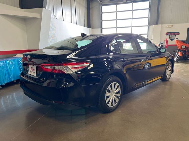 2020 Toyota Camry Hybrid LE