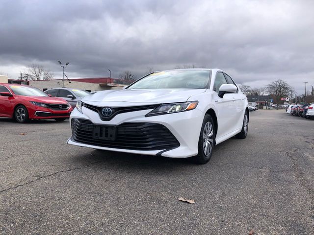 2020 Toyota Camry Hybrid LE