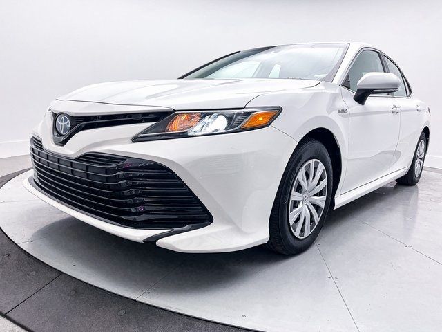 2020 Toyota Camry Hybrid LE