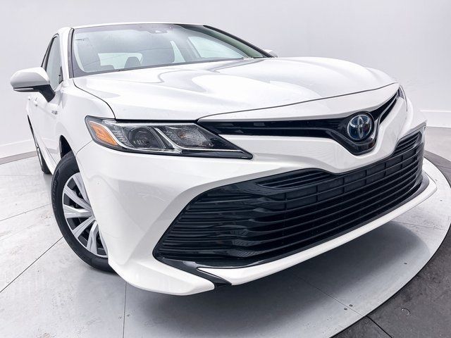 2020 Toyota Camry Hybrid LE