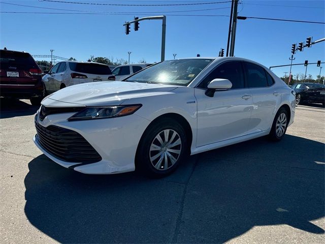 2020 Toyota Camry Hybrid LE