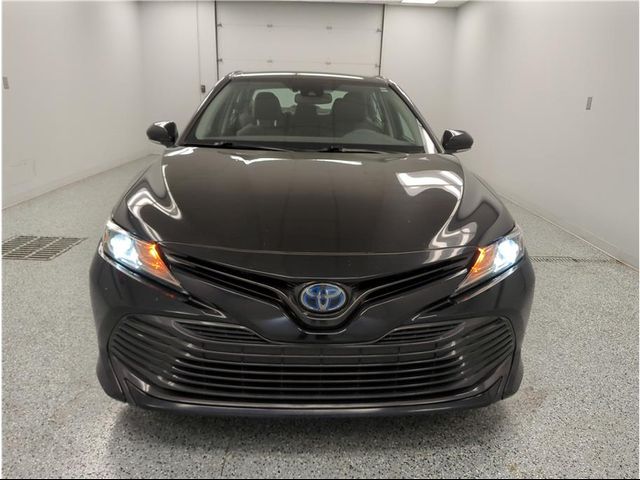 2020 Toyota Camry Hybrid LE