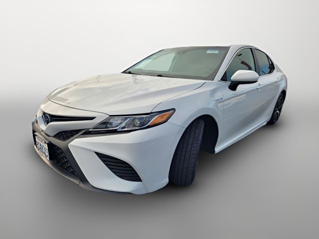 2020 Toyota Camry Hybrid SE