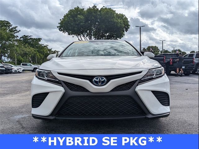 2020 Toyota Camry Hybrid SE