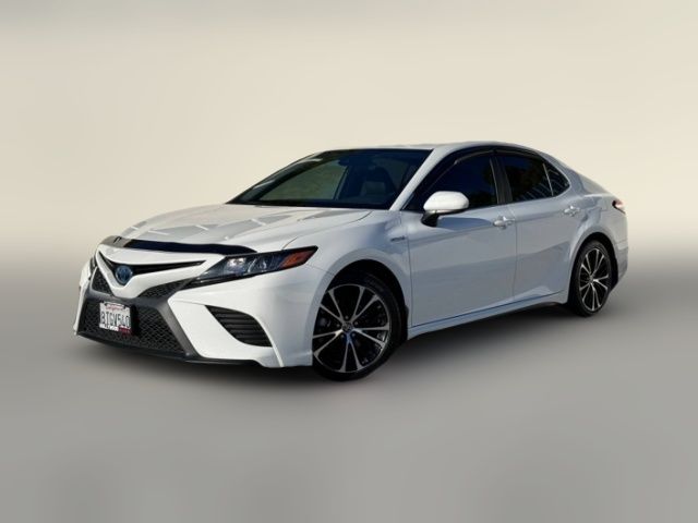 2020 Toyota Camry Hybrid SE