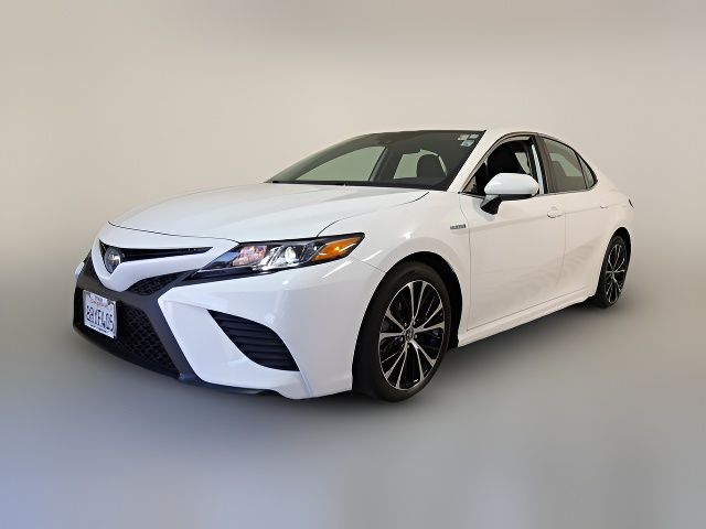 2020 Toyota Camry Hybrid SE