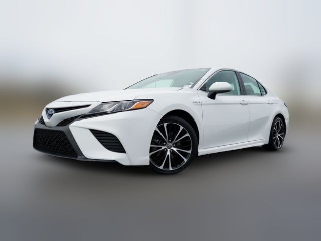 2020 Toyota Camry Hybrid SE