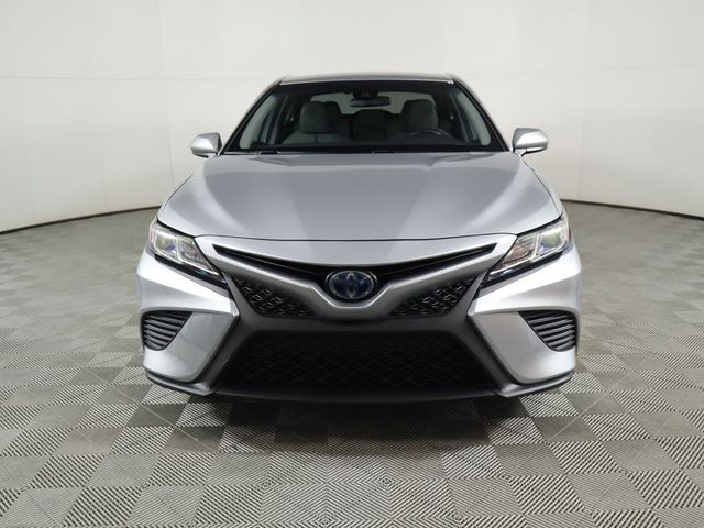 2020 Toyota Camry Hybrid SE