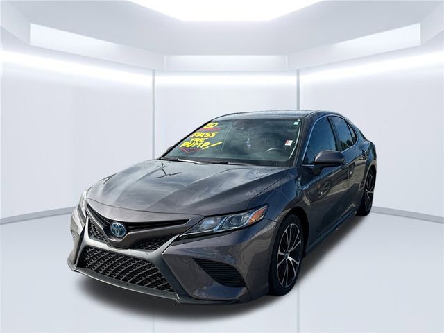 2020 Toyota Camry Hybrid SE