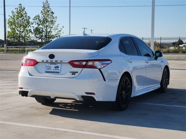 2020 Toyota Camry Hybrid SE