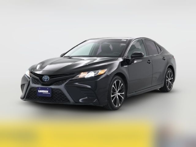 2020 Toyota Camry Hybrid SE
