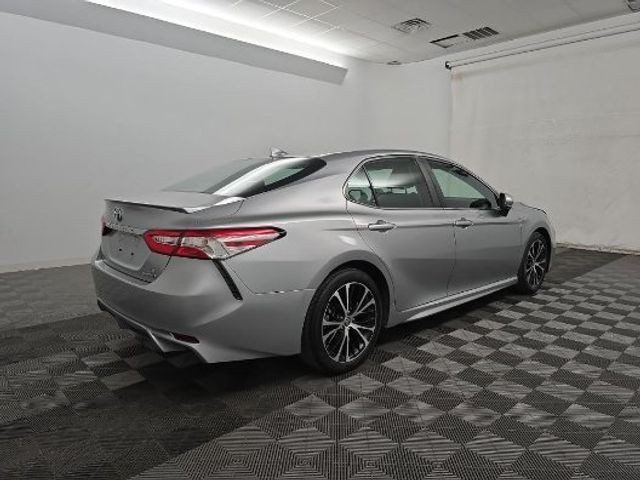 2020 Toyota Camry Hybrid SE