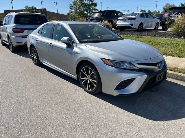 2020 Toyota Camry Hybrid SE