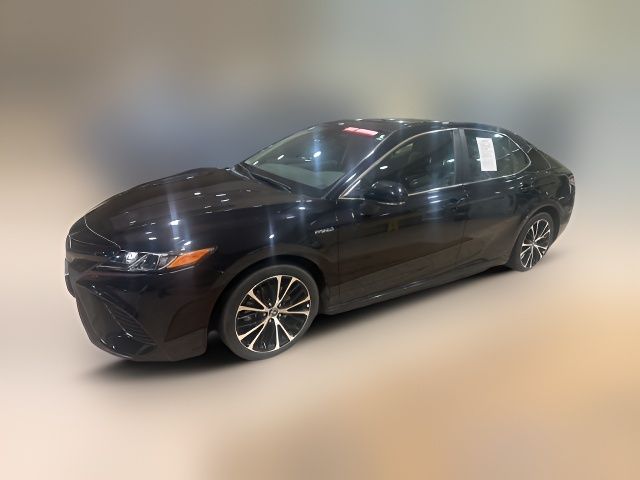 2020 Toyota Camry Hybrid SE